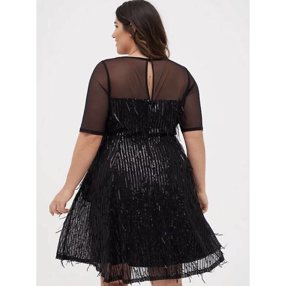 NEW TORRID ILLUSION SLEEVE SKATER DRESS - SEQUIN FRINGE BLACK FLAPPER SIZE 12 - Picture 3 of 4